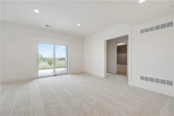 $669,510 | 13427 West 174th Terrace, Overland Park, KS 66221
