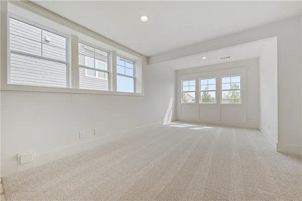 $669,510 | 13427 West 174th Terrace, Overland Park, KS 66221