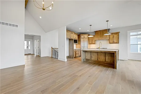 $669,510 | 13427 West 174th Terrace, Overland Park, KS 66221