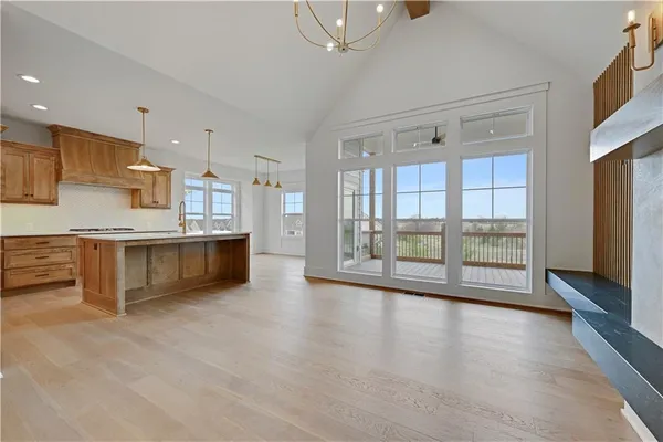 $669,510 | 13427 West 174th Terrace, Overland Park, KS 66221