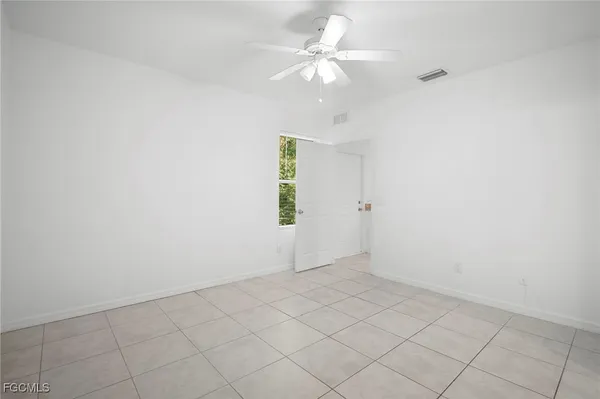 $1,700 | 3309 Armstrong Court, Fort Myers, FL 33916