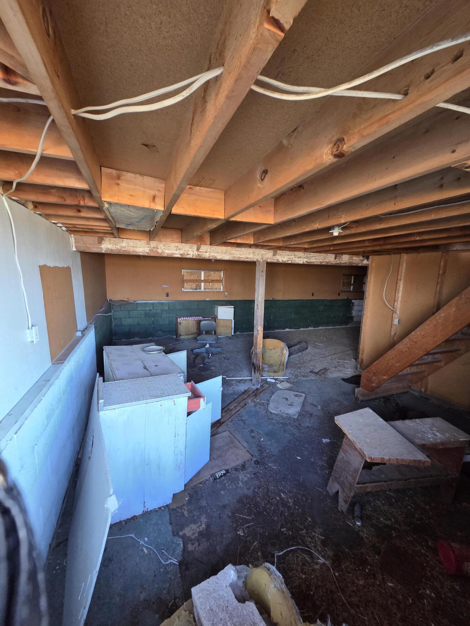 27960 Wheeler Street Chiloquin, OR 97624 - Photo 3 of 17 a view of storage and utility room