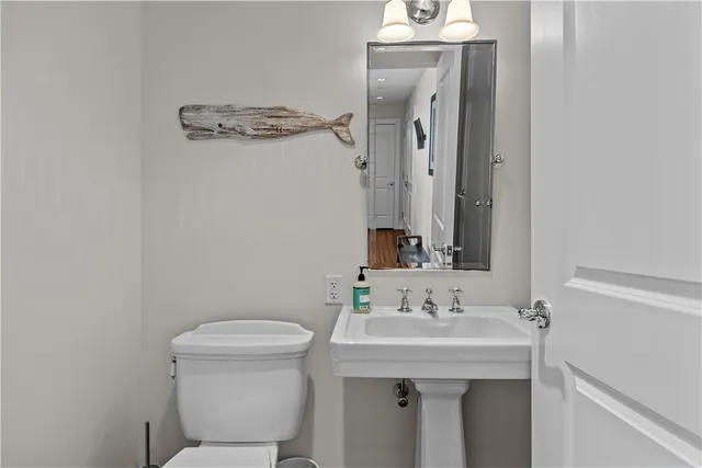 $5,500 | 1 Tower Drive, Unit 1503, Portsmouth, RI 02871