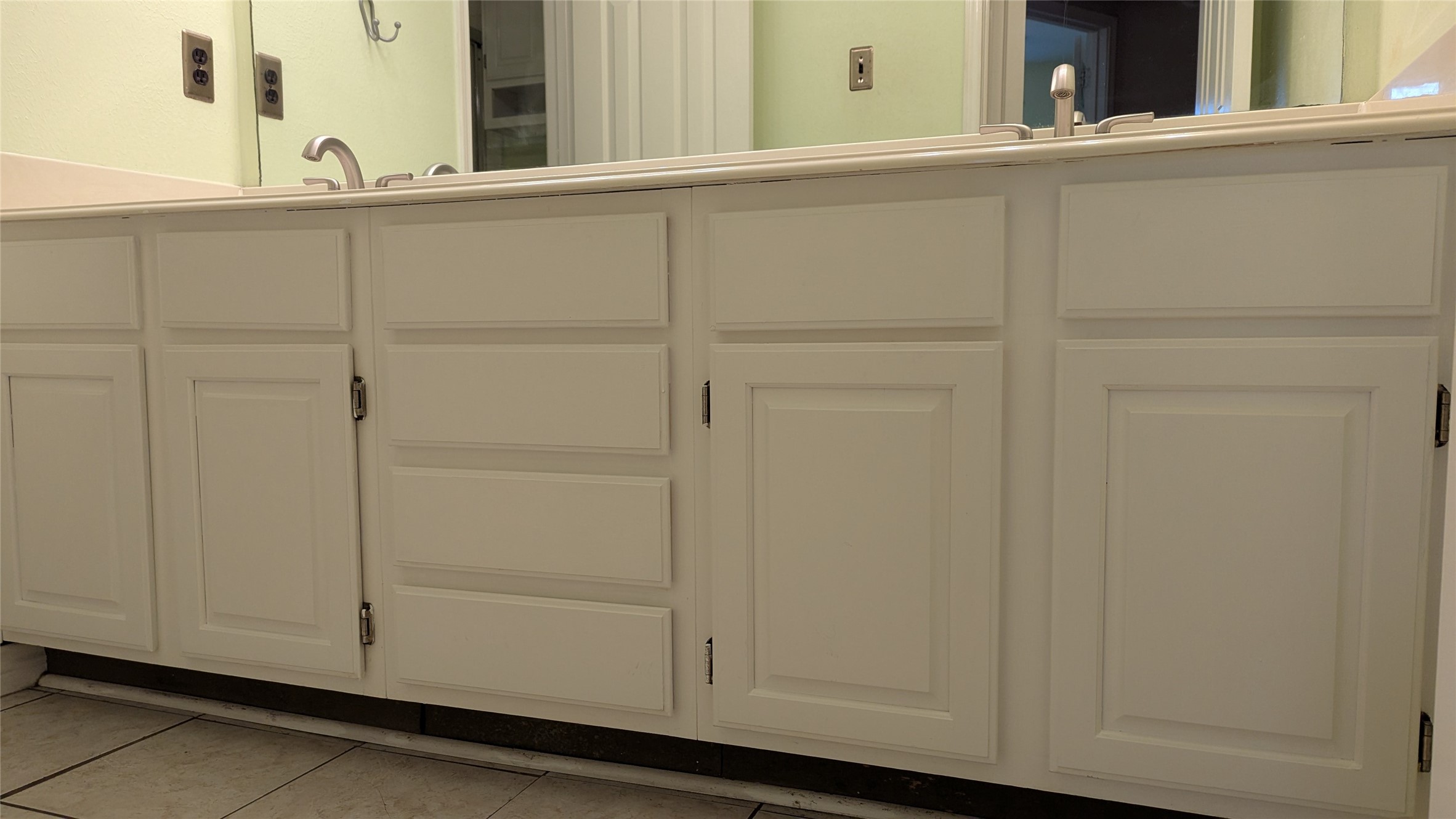 18319 North Willow Bluff Road Katy, TX 77449 - Photo 23 of 23 a view of a mirror