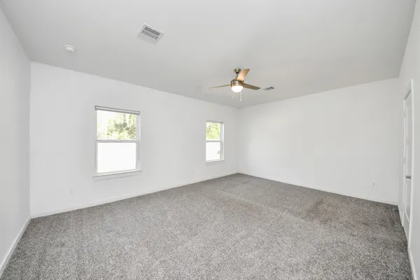$2,890 | 10438 Plateau Pt Trail, Conroe, TX 77384