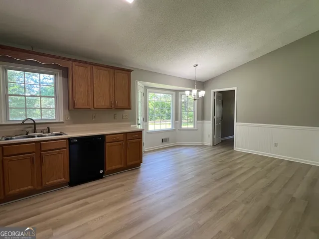 $2,200 | 745 Mt Bethel Road, McDonough, GA 30252