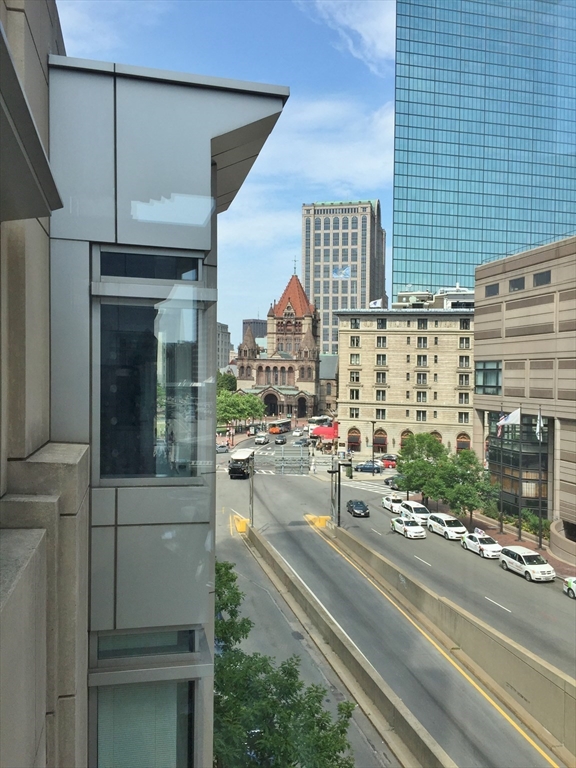 1 Huntington Avenue, Unit 405 Boston, MA 02116 - Photo 2 of 12