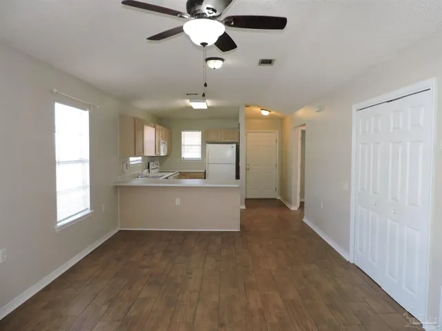 $1,395 | 4058 Glenway Drive, Pensacola, FL 32526