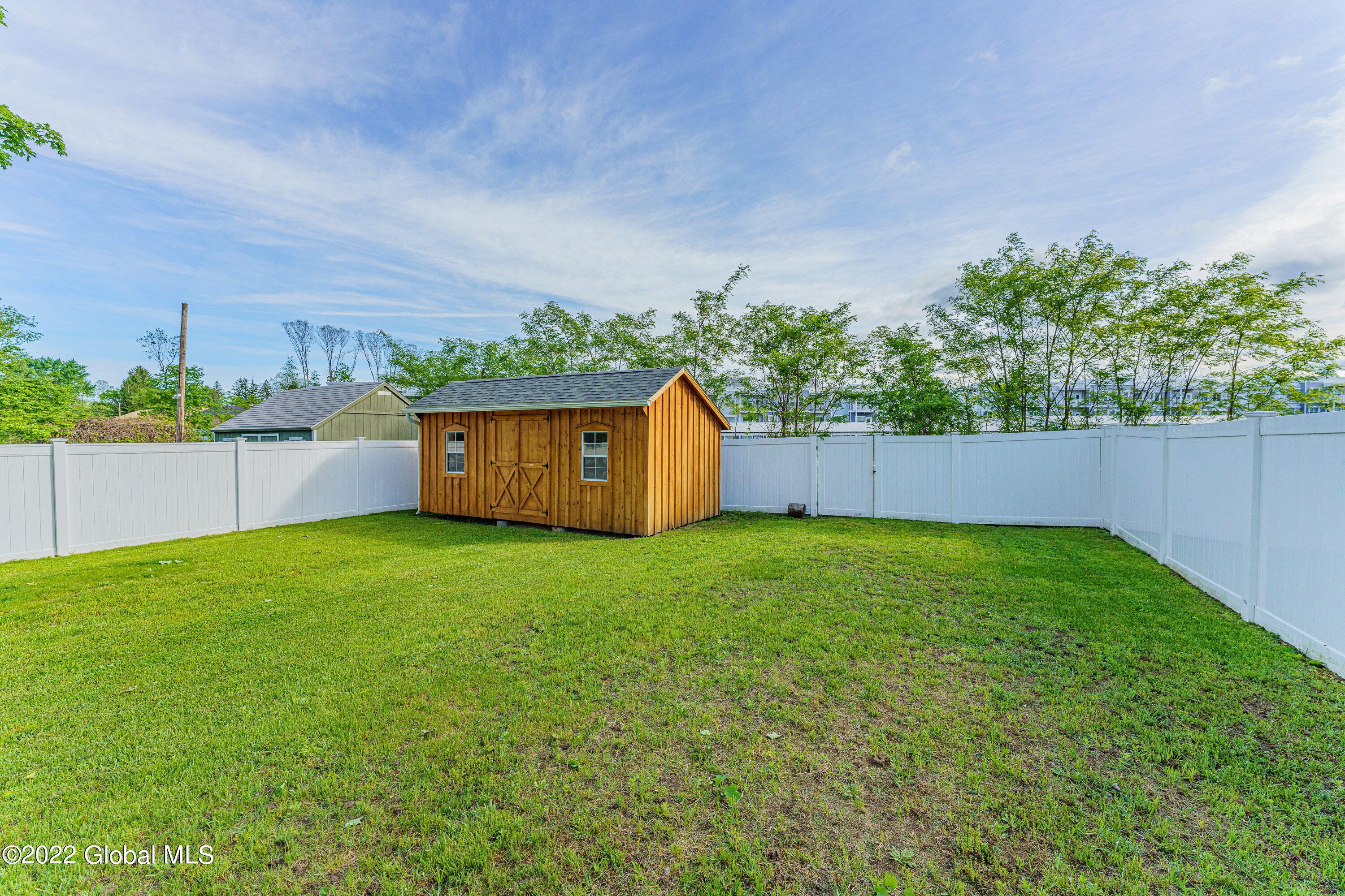 1020 A Princetown Road Schenectady, NY 12306 - Photo 33 of 36 Yard 4