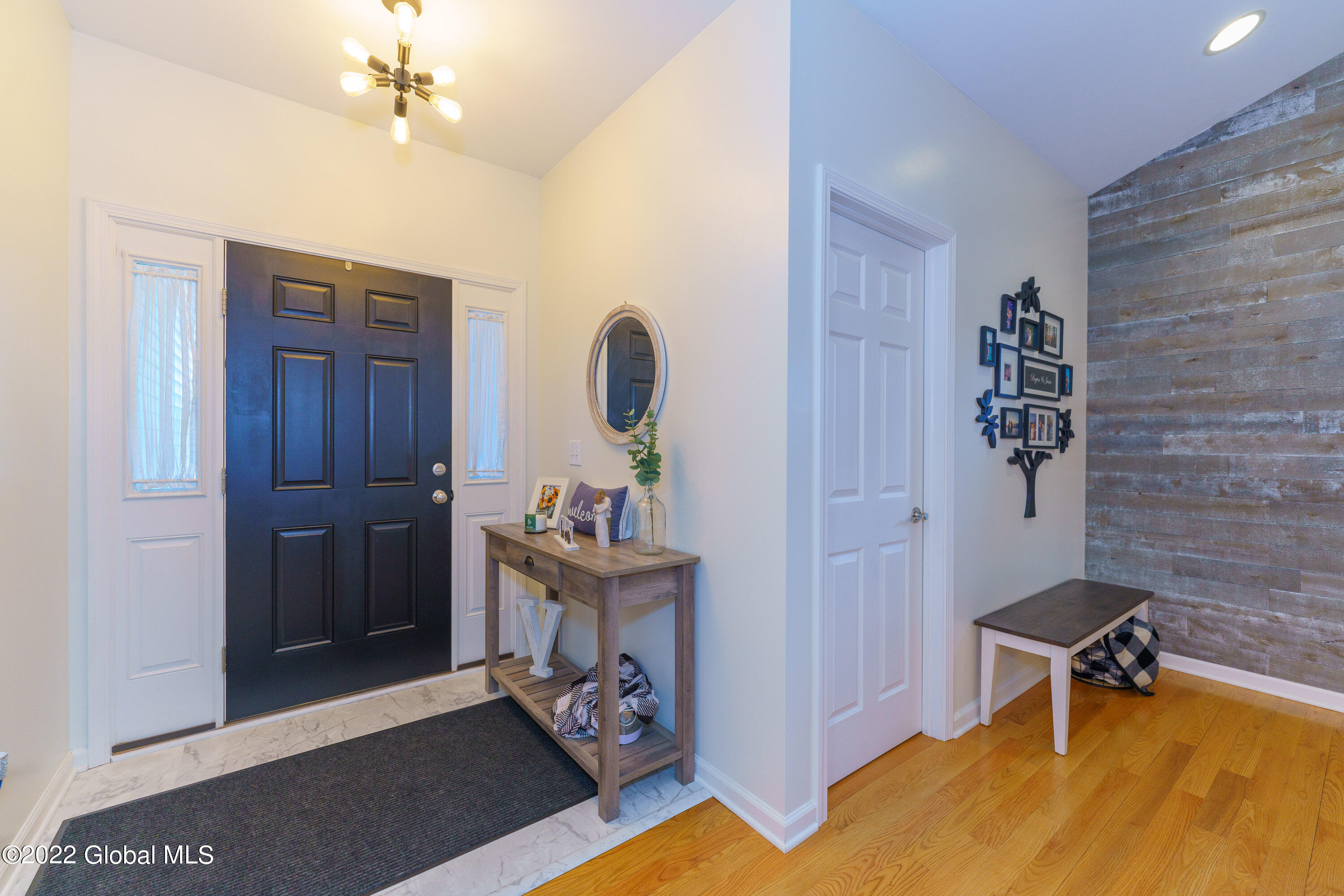 1 Entryway