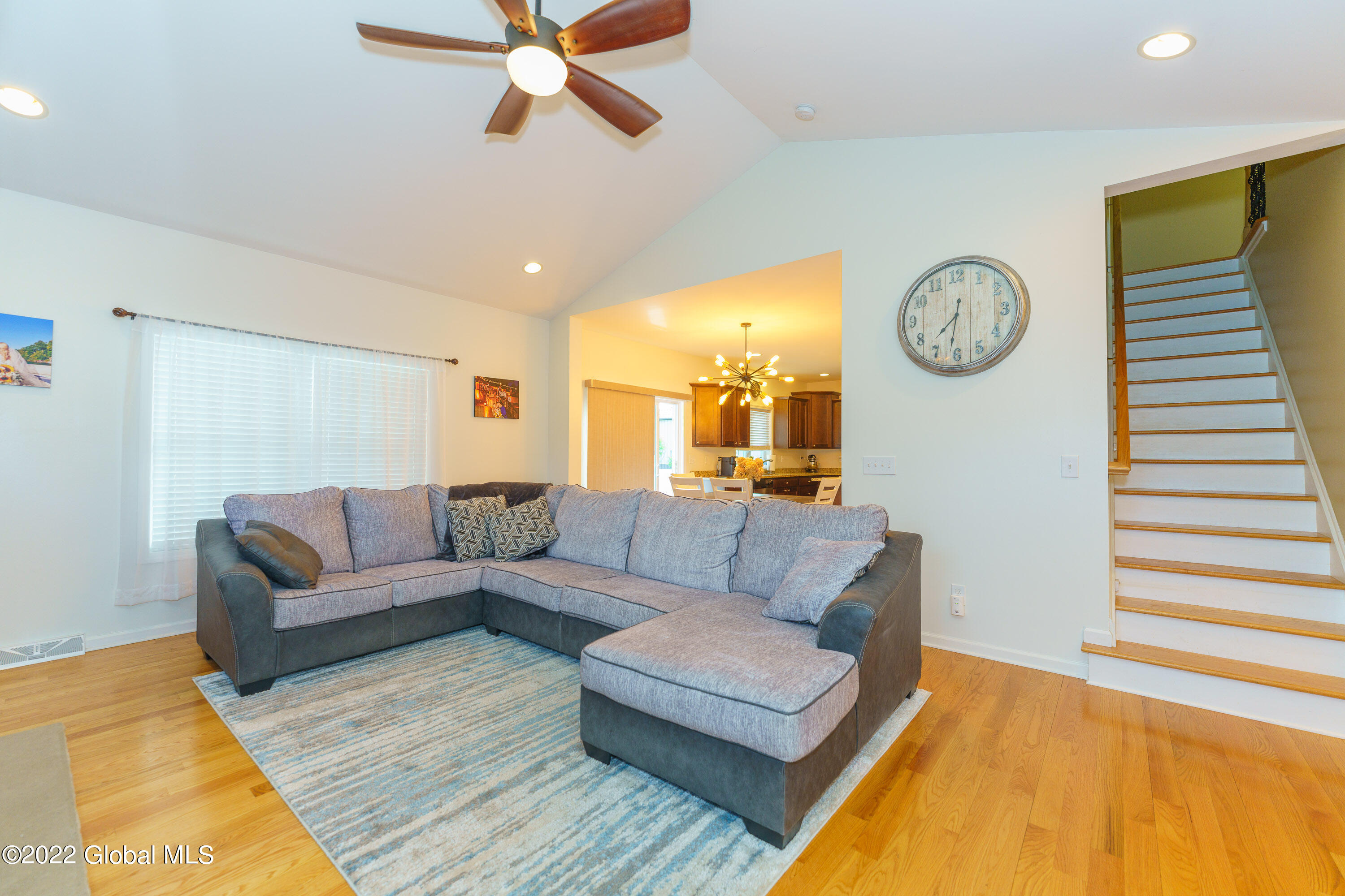 2 Livingroom 2