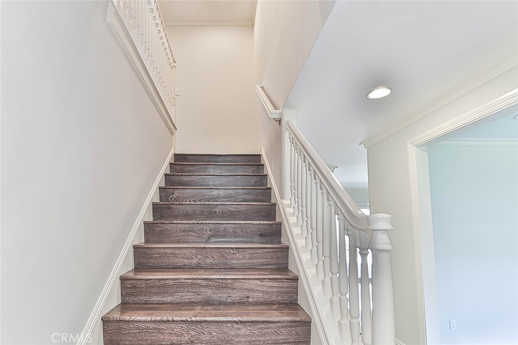 19051 Los Alimos Street Porter Ranch, CA 91326 - Photo 35 of 56