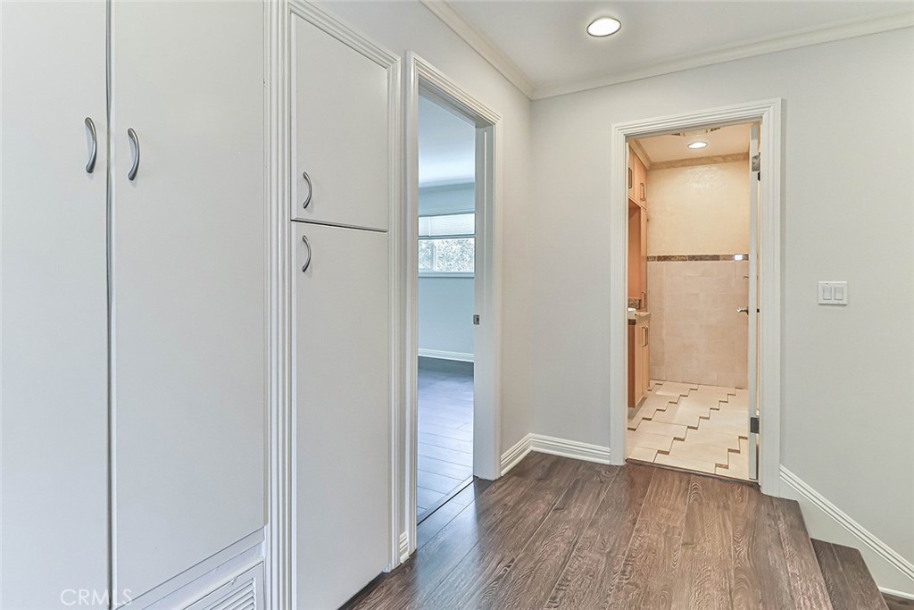 19051 Los Alimos Street Porter Ranch, CA 91326 - Photo 41 of 56