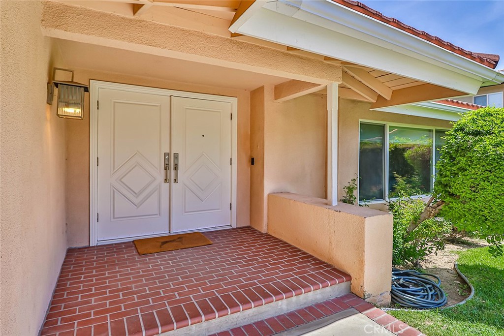 19051 Los Alimos Street Porter Ranch, CA 91326 - Photo 6 of 56