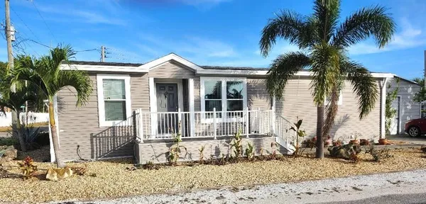 $369,500 | 6505 Arizona Street, Bradenton, FL 34207