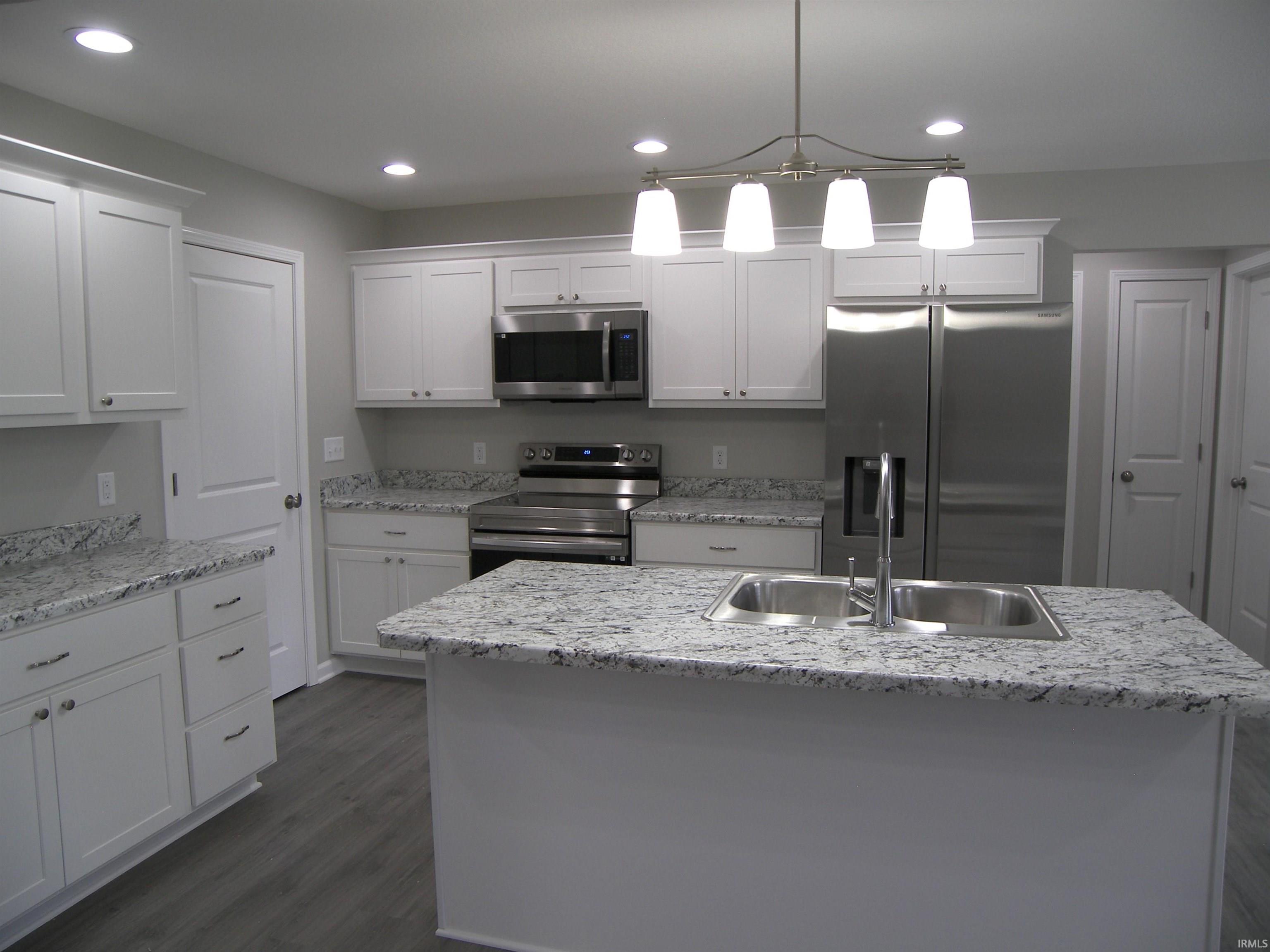 4886 North Cranbrook Road North Webster, IN 46555 - Photo 13 of 36