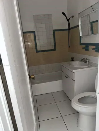 $3,750 | 576 Northwest 147th Street, Unit 576, Miami, FL 33168
