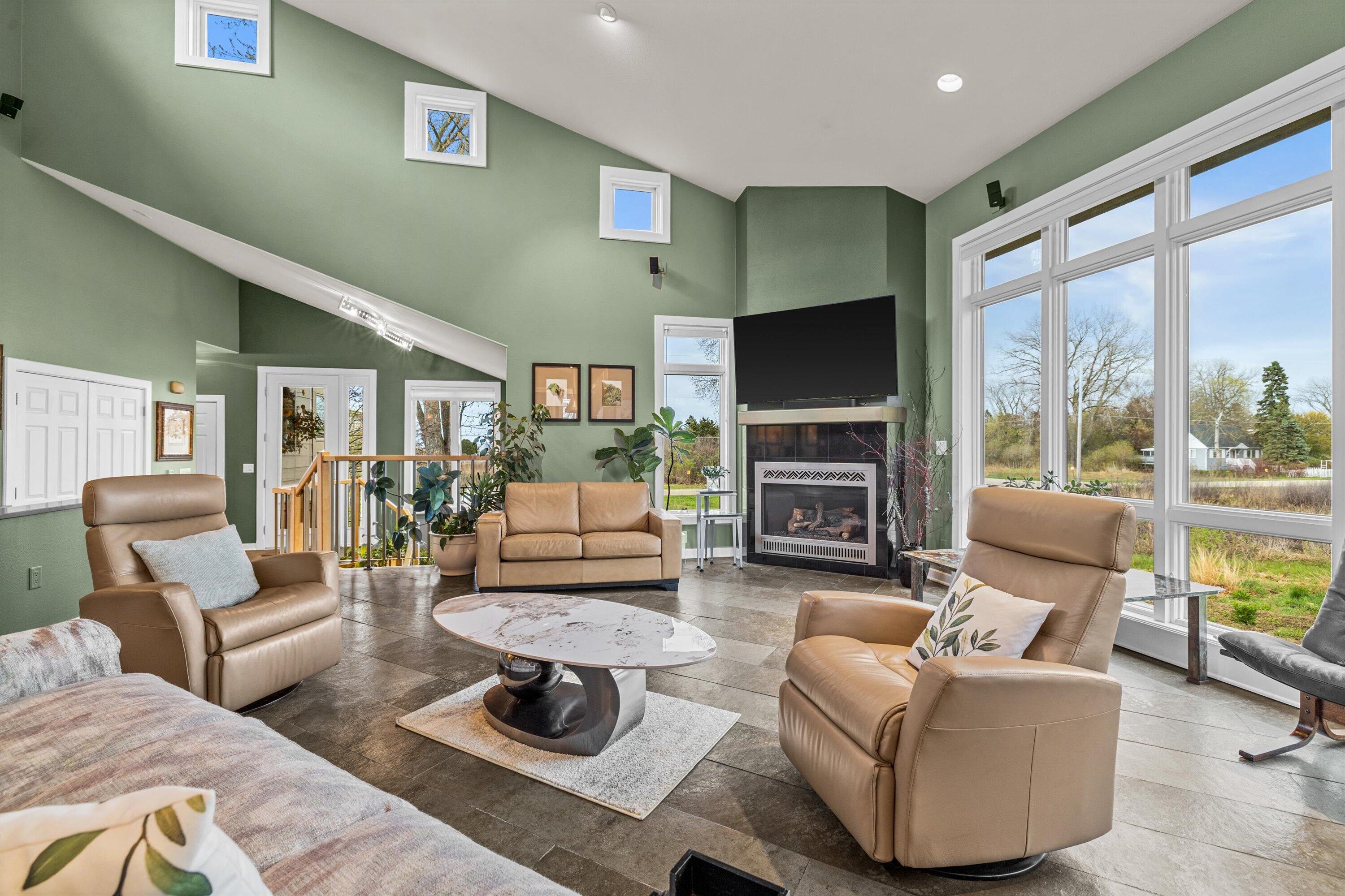 9112 3rd Avenue Pleasant Prairie, WI 53158 - Photo 6 of 57 047-IMG_5775