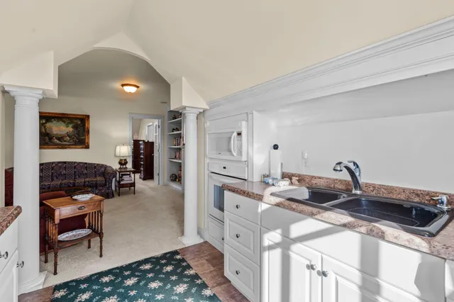 $925,000 | 6715 290th Street West, Northfield, MN 55057