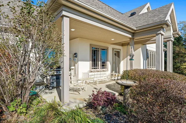 $925,000 | 6715 290th Street West, Northfield, MN 55057