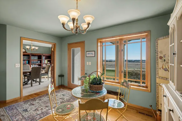 $925,000 | 6715 290th Street West, Northfield, MN 55057