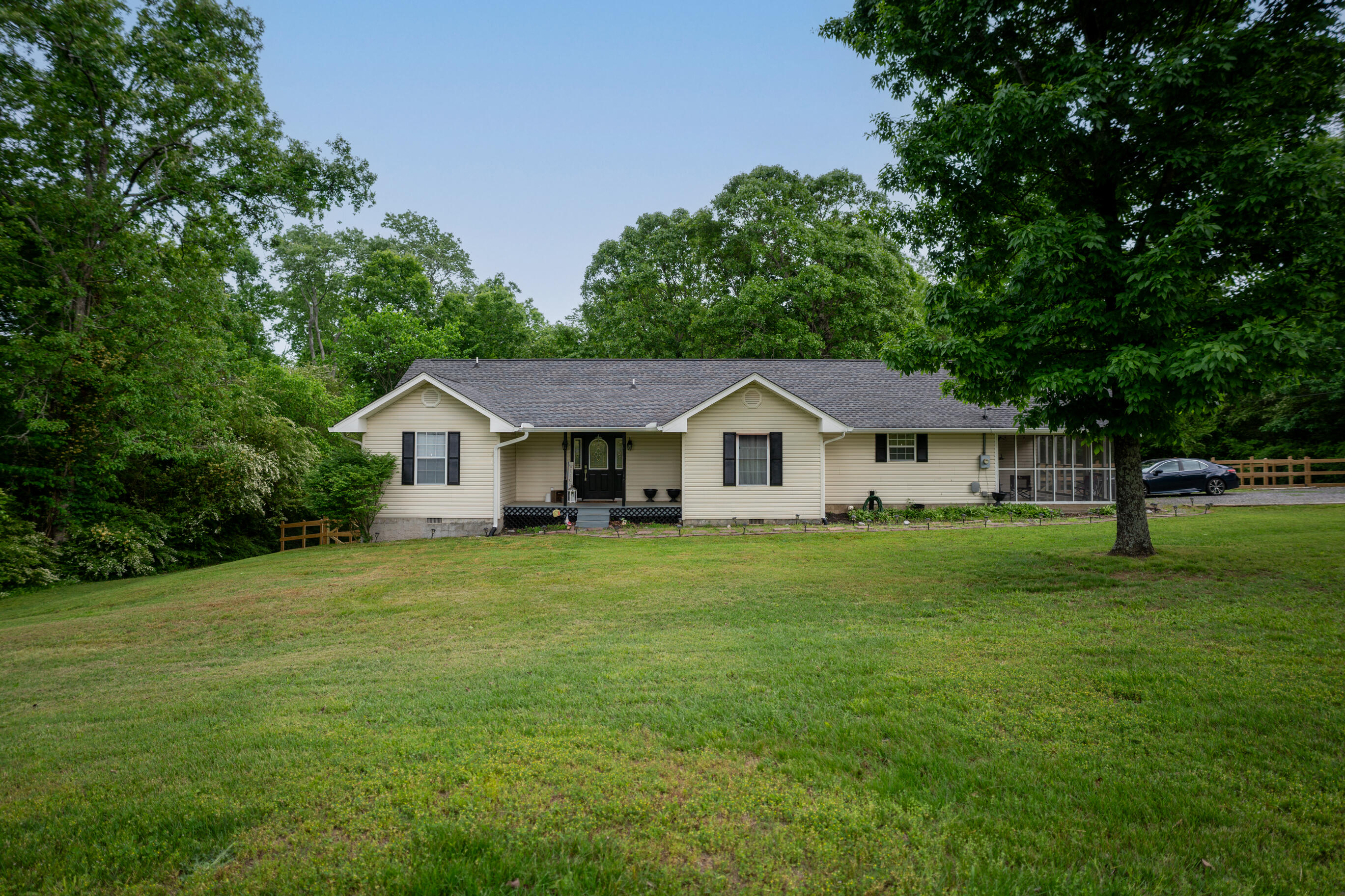 580 Wells Road Trenton, GA 30752 - Photo 1 of 1 Exterior Front
