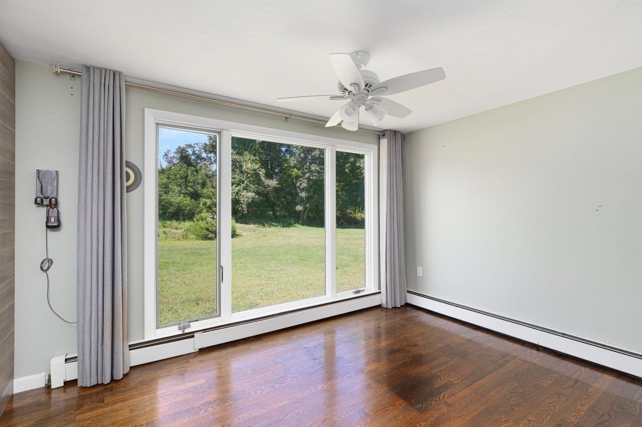 255-251 John Dyer Road Little Compton, RI 02837 - Photo 11 of 42 Gallery Image 11
