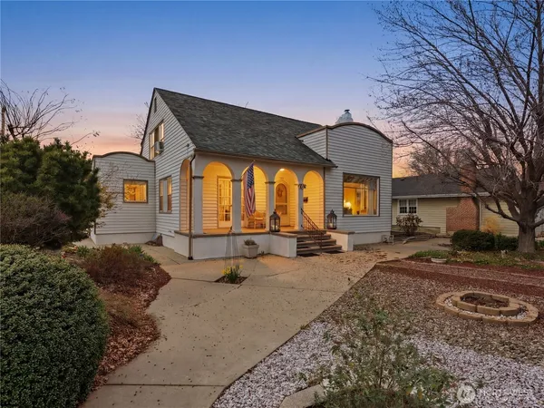 $549,900 | 106 North Franklin Avenue, Wenatchee, WA 98801