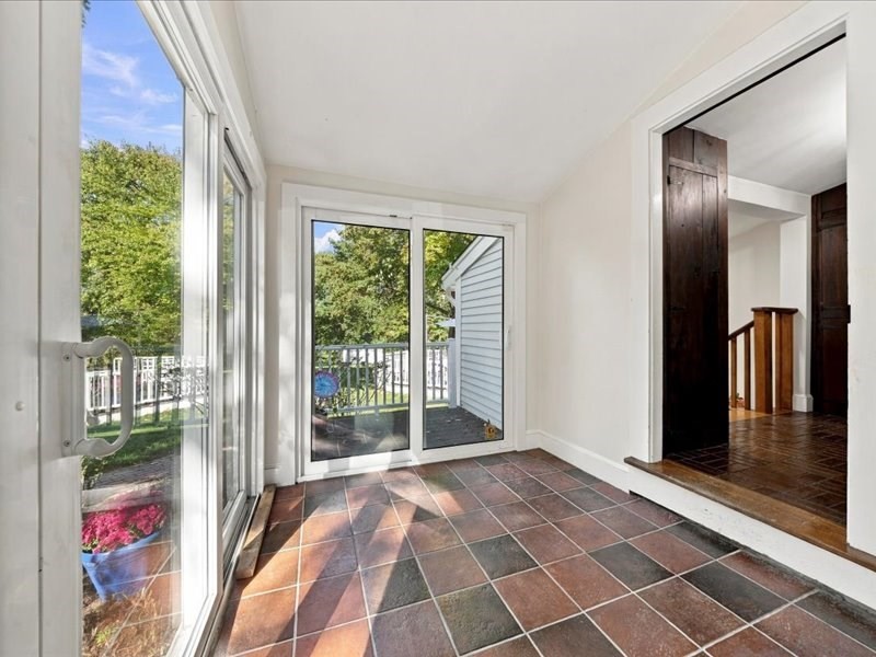 14 Booth Hill Road Scituate, MA 02066 - Photo 9 of 32 Gallery Image 9