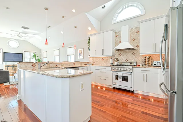 $3,750 | 25 South 31st Avenue, Unit WINTER RENTAL, Longport, NJ 08403