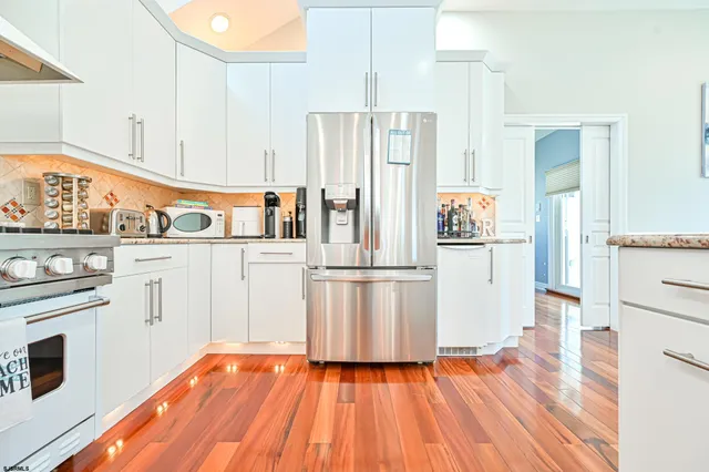 $3,750 | 25 South 31st Avenue, Unit WINTER RENTAL, Longport, NJ 08403