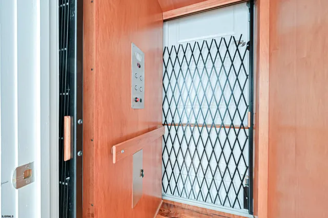 $3,750 | 25 South 31st Avenue, Unit WINTER RENTAL, Longport, NJ 08403