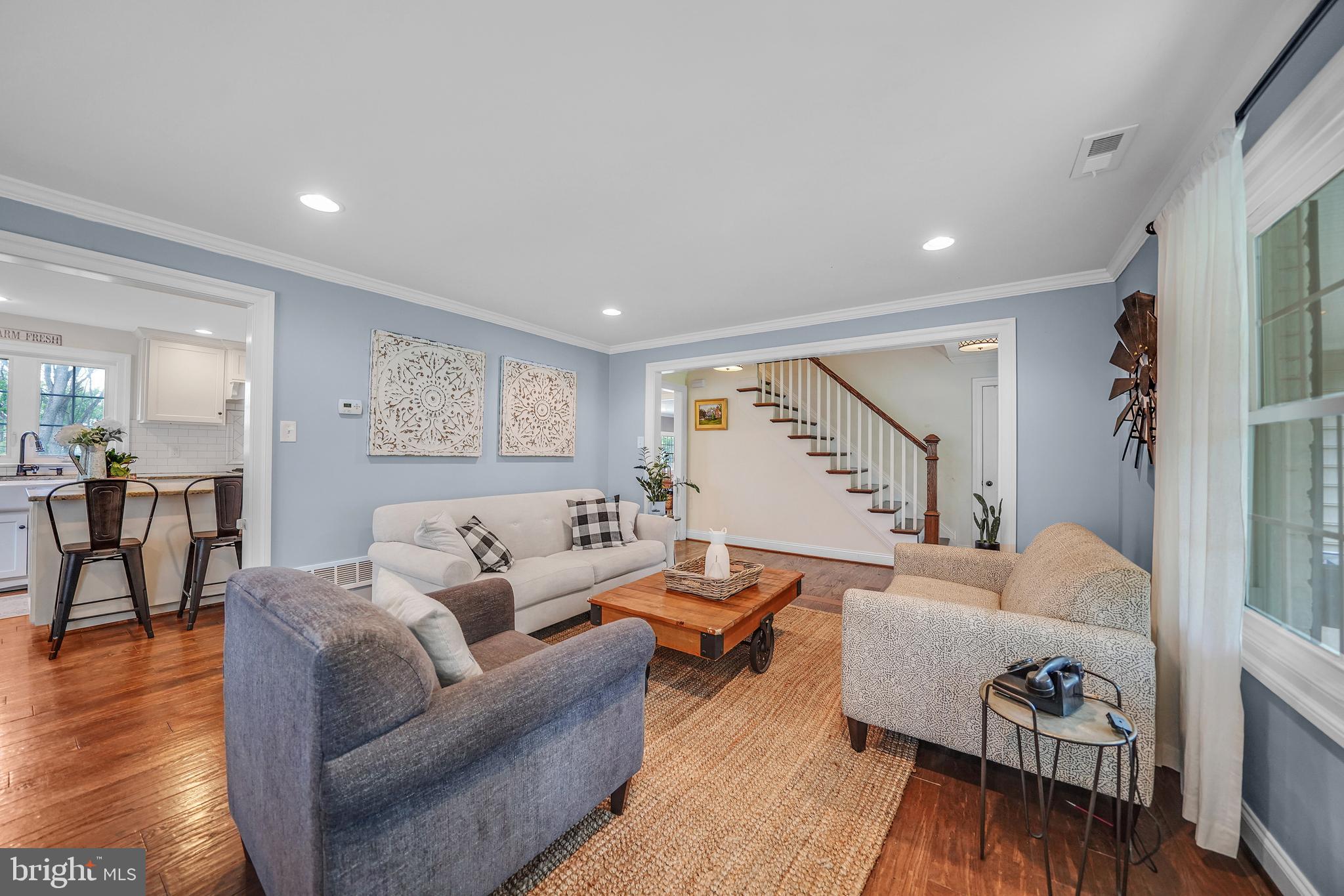 909 Cloverly Road Berwyn, PA 19312 - Photo 8 of 36