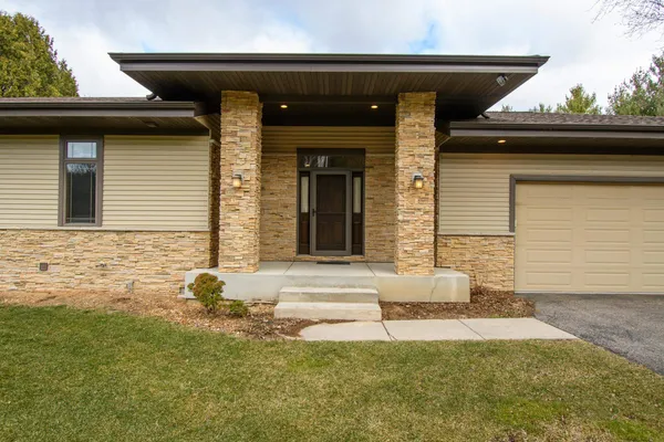 $1,650,000 | 4206 Rose, Middleton, WI 53562