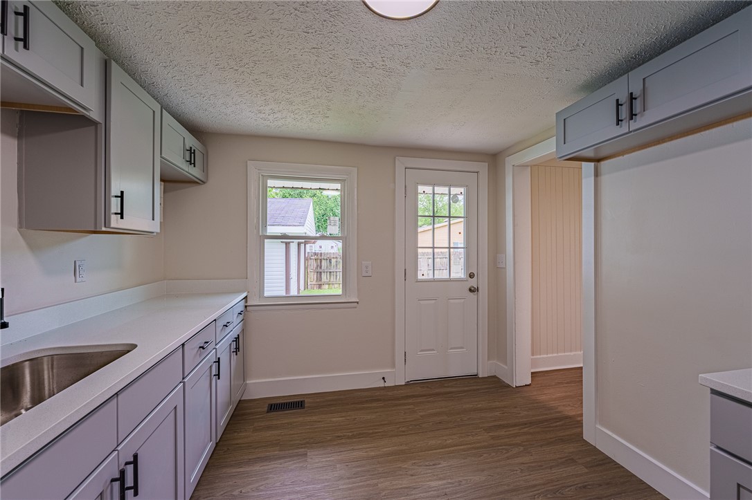 99 Tulip Road Medway, OH 45341 - Photo 13 of 28 Gallery Image 13