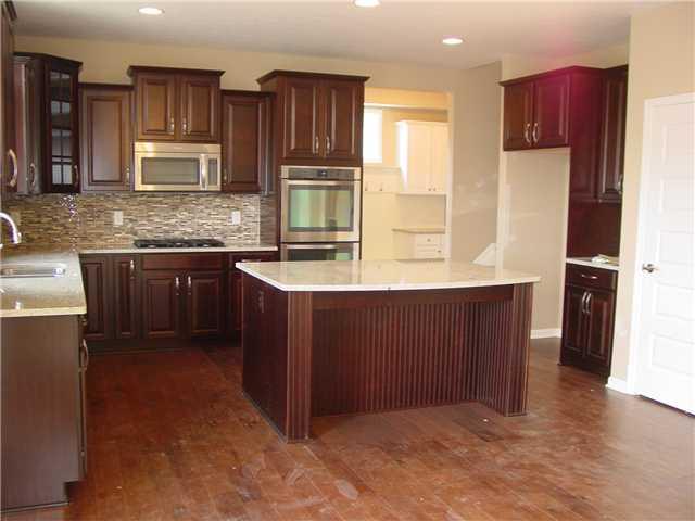 10359 Strongbow Road Fishers, IN 46040 - Photo 2 of 8 Gallery Image 2