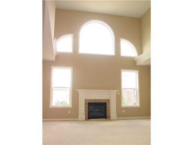 10359 Strongbow Road Fishers, IN 46040 - Photo 3 of 8 Gallery Image 3