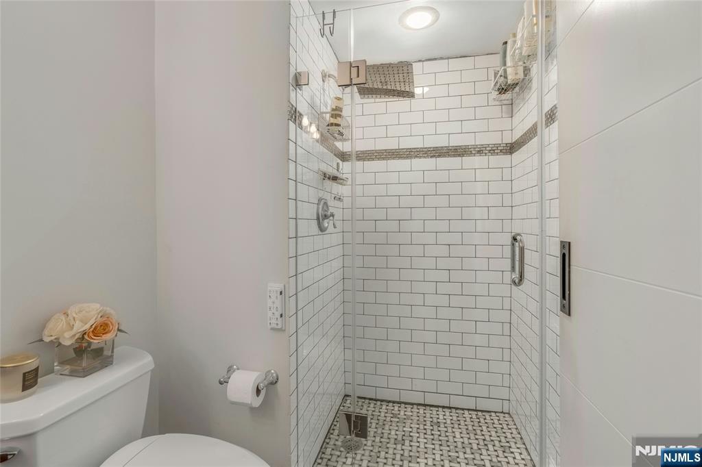 6 Horizon Road, Unit 411 Fort Lee, NJ 07024 - Photo 20 of 35