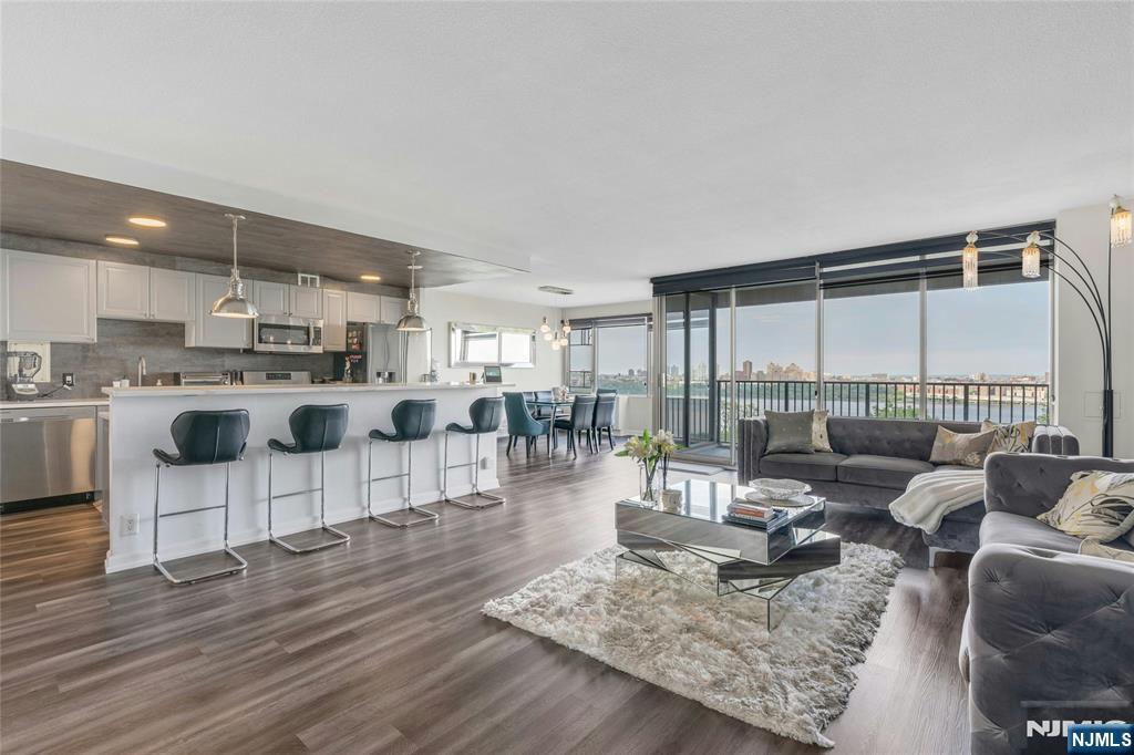 6 Horizon Road, Unit 411 Fort Lee, NJ 07024 - Photo 5 of 35