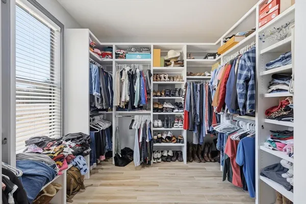 $675,000 | 12523 County Road 2138, Kemp, TX 75143