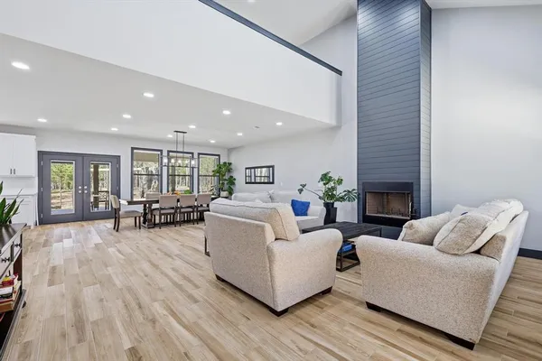 $675,000 | 12523 County Road 2138, Kemp, TX 75143