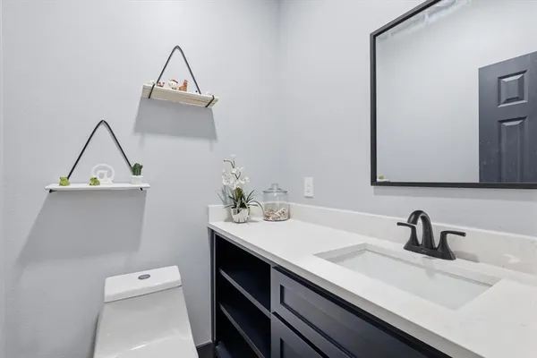 $675,000 | 12523 County Road 2138, Kemp, TX 75143