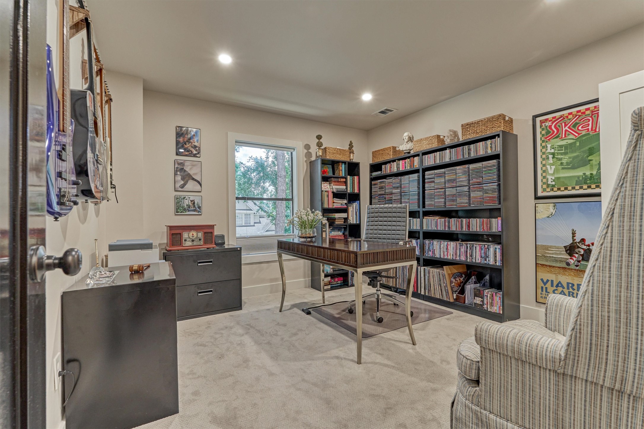 15 Atrium Woods Court The Woodlands, TX 77381 - Photo 34 of 50 a view of a workspace with furniture