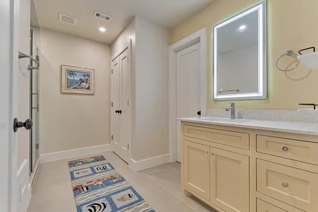 $1,850,000 | 15 Atrium Woods Court, The Woodlands, TX 77381