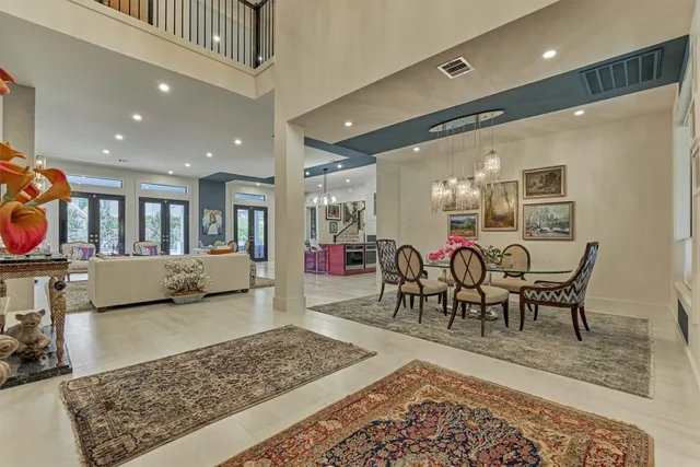 $1,850,000 | 15 Atrium Woods Court, The Woodlands, TX 77381