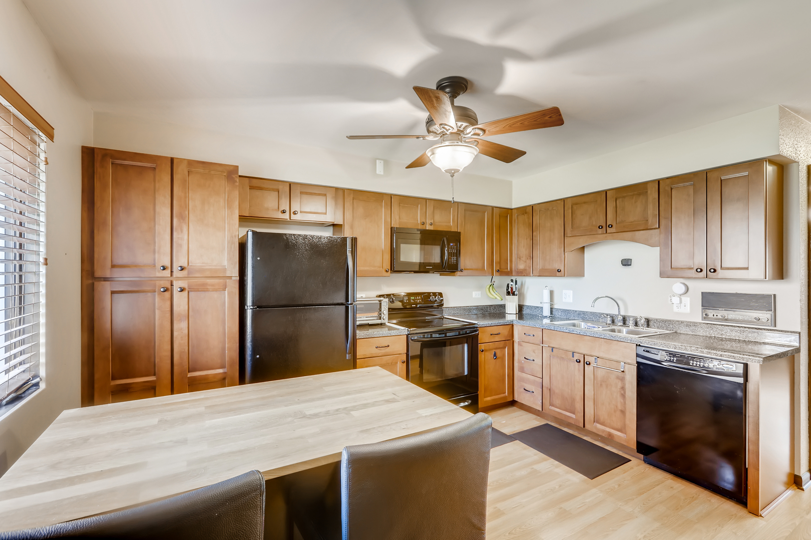 14736 South Penn Road Plainfield, IL 60544 - Photo 8 of 36