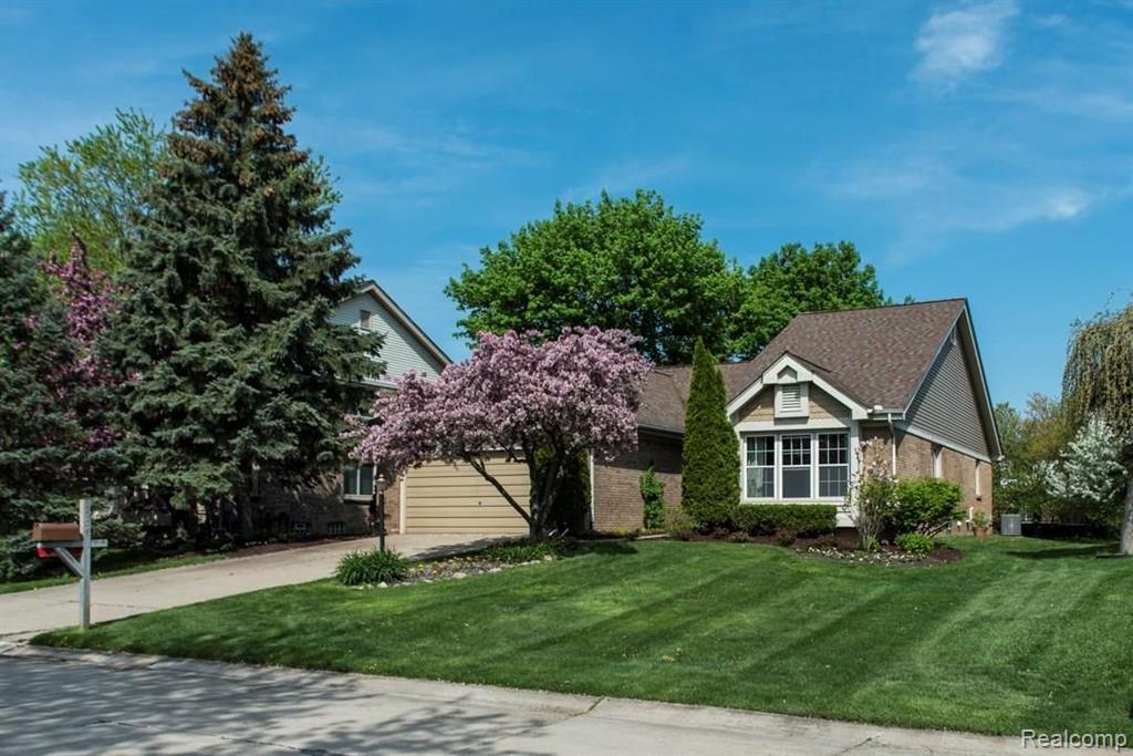 1634 Hillside Lane Rochester Hills, MI 48307 - Photo 14 of 61