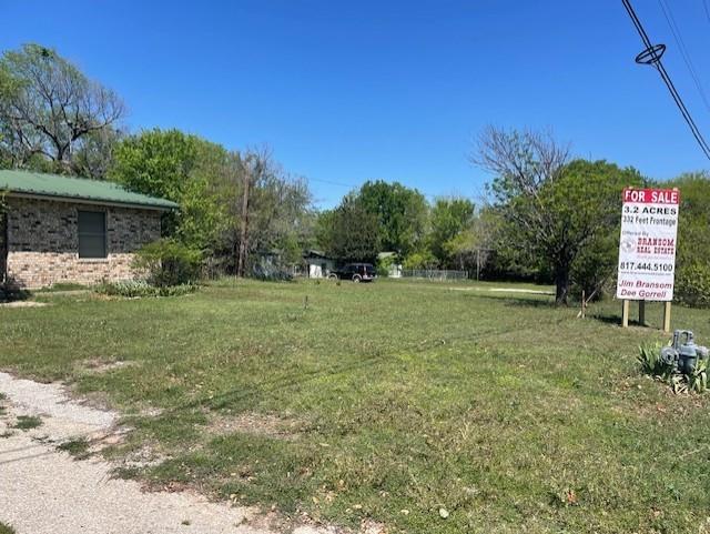 604 Goshen Road Springtown, TX 76082 - Photo 3 of 5
