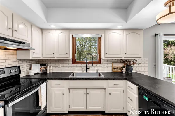 $444,900 | 9155 J Avenue Southwest, Byron Center, MI 49315