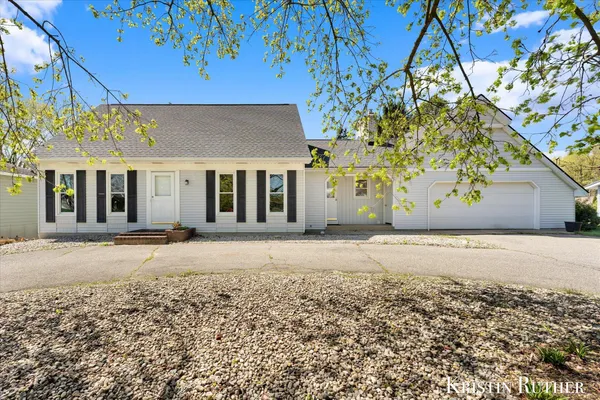 $444,900 | 9155 J Avenue Southwest, Byron Center, MI 49315